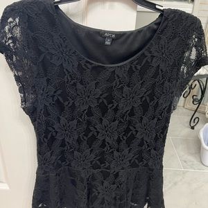 Black Apt.9 lace peplum top